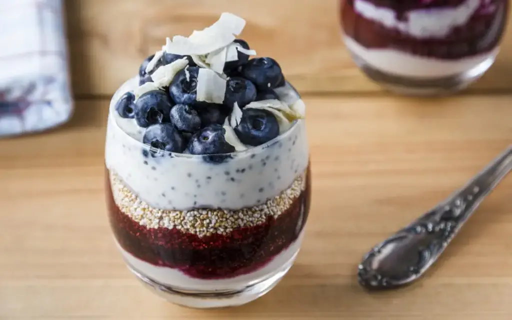 vegan-healthy-berry-shake